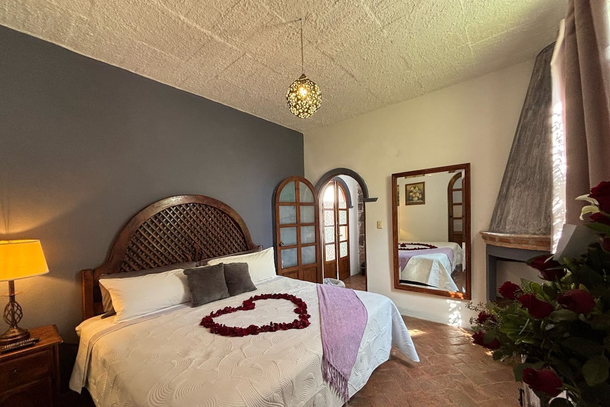 Quarto família | Cortinas blackout, ferros/tábuas de passar roupa