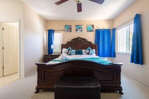 4 habitaciones, tabla de planchar con plancha, wifi y ropa de cama