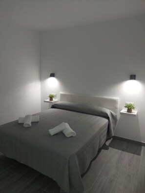 2 Schlafzimmer, Bügeleisen/Bügelbrett, WLAN, Bettwäsche