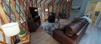 Urban Pine Yurt- Hocking Hills Yurts