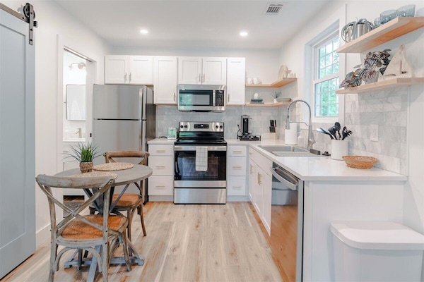 Microwave, oven, stovetop, dishwasher