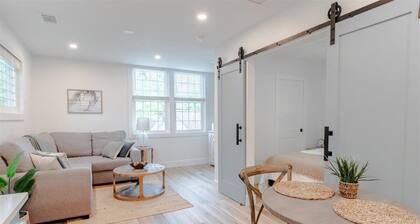 1 Bedroom Coastal Retreat in the heart of Mount Pleasant