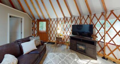 Arbor Ridge Yurt- Hocking Hills Yurts and Cabins