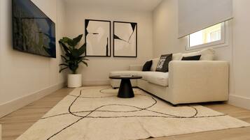 TV connectée, livres, chaßne hi-fi