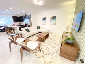 Televisie en een kantoor