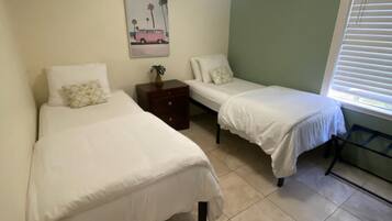 2 bedrooms, iron/ironing board, travel crib, free WiFi