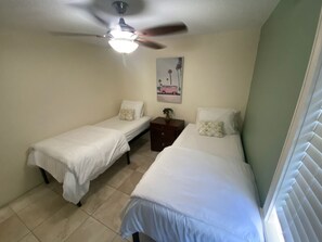 2 bedrooms, iron/ironing board, travel crib, free WiFi