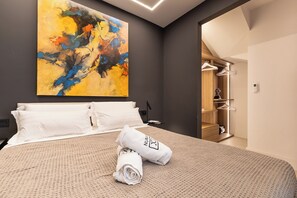 1 室のベッドルーム、セーフティボックス (室内)、アイロン / アイロン台、旅行用ベビーベッド