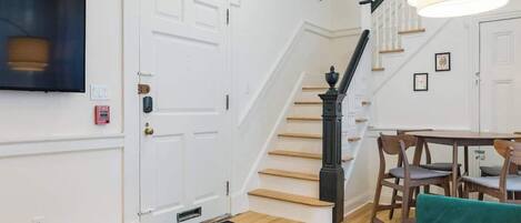 Televisión, oficina