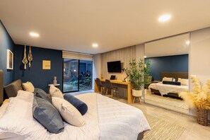 1 bedroom, internet, bed sheets