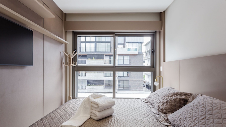 Beautiful apt Less Than 5min From the Beach Vrn302