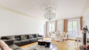 Fernseher, Arbeitsbereiche