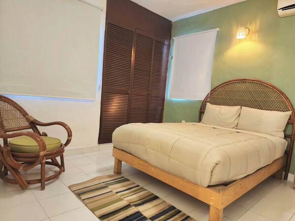 2 bedrooms, WiFi, bed sheets