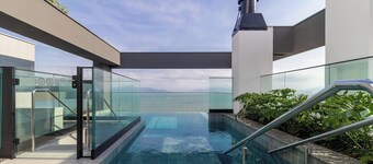 放鬆和完整的住宿，帶泳池的建築 VPD
