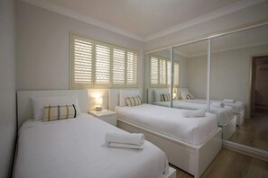 2 bedrooms, desk, iron/ironing board, travel cot