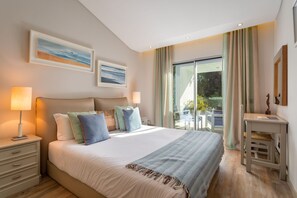 4 Schlafzimmer, Bügeleisen/Bügelbrett, Bettwäsche