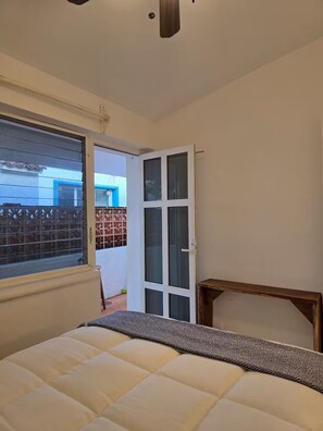 4 chambres, fer et planche à repasser, Wi-Fi, draps fournis