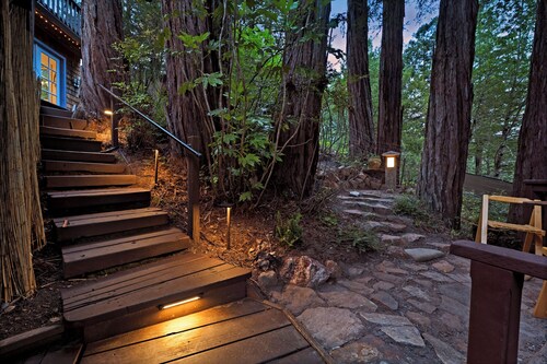 NEW Contemporary Guest-Suite by Robaire in Guerneville/Rio Nido/Russian River