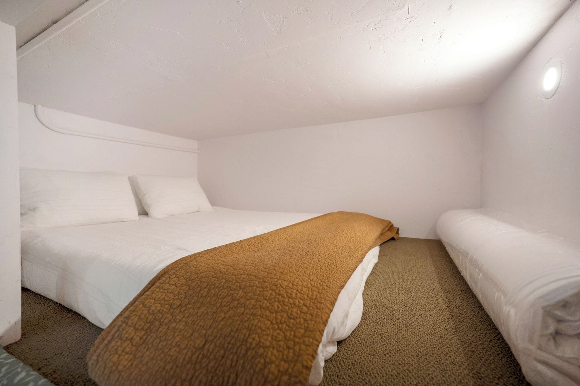 1 quarto, acesso à internet, roupa de cama