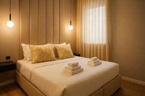 3 Schlafzimmer, Schreibtisch, Bügeleisen/Bügelbrett, Reisekinderbett