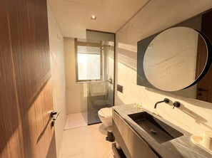 Imagen sin descripción, 4 de 16, botón