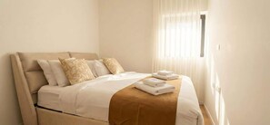 3 bedrooms, iron/ironing board, travel cot, WiFi