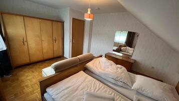 2 Schlafzimmer, Bügeleisen/Bügelbrett, WLAN, Bettwäsche