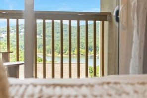 Interior - Birds Eye View Resort – For 6 (Branson)