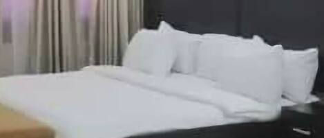 1 Schlafzimmer, Schreibtisch, Bügeleisen/Bügelbrett, kostenloses WLAN