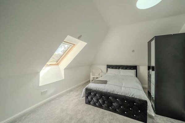 4 slaapkamers, wifi, beddengoed