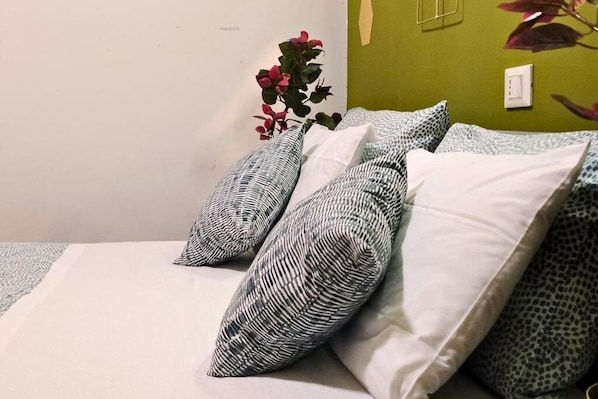 3 chambres, Wi-Fi gratuit, draps fournis