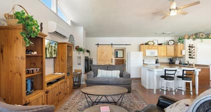 Private Guesthouse w/ Pool in Historic Wickenburg!
