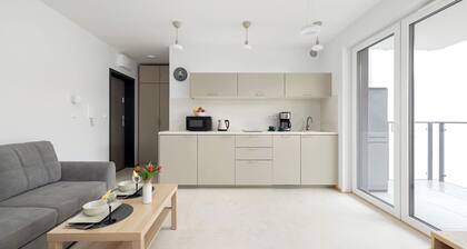 Seaside Apartment | Balcony, Parking, Gym