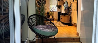 Enjoyable 1-bedroom Cozy Cottage in Coventry