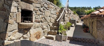Studio 'Casa 2' with Mountain View, Shared Garden and Wi-Fi
