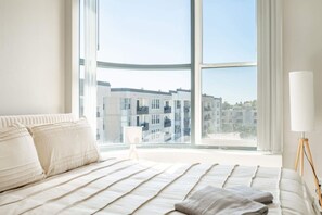 1 bedroom, desk, iron/ironing board, WiFi