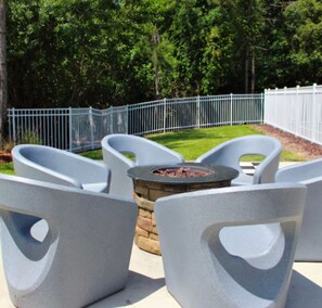 Property grounds - Cozy studio with fitness room and AC  at Cypress Pointe Orlando! (Orlando)