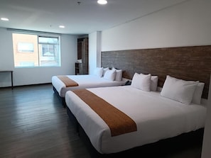 In-room safe, free WiFi, wheelchair access