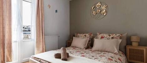 2 chambres, fer et planche à repasser, lit parapluie, Wi-Fi