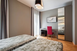 Room - Fortyfive Squared (Rome)