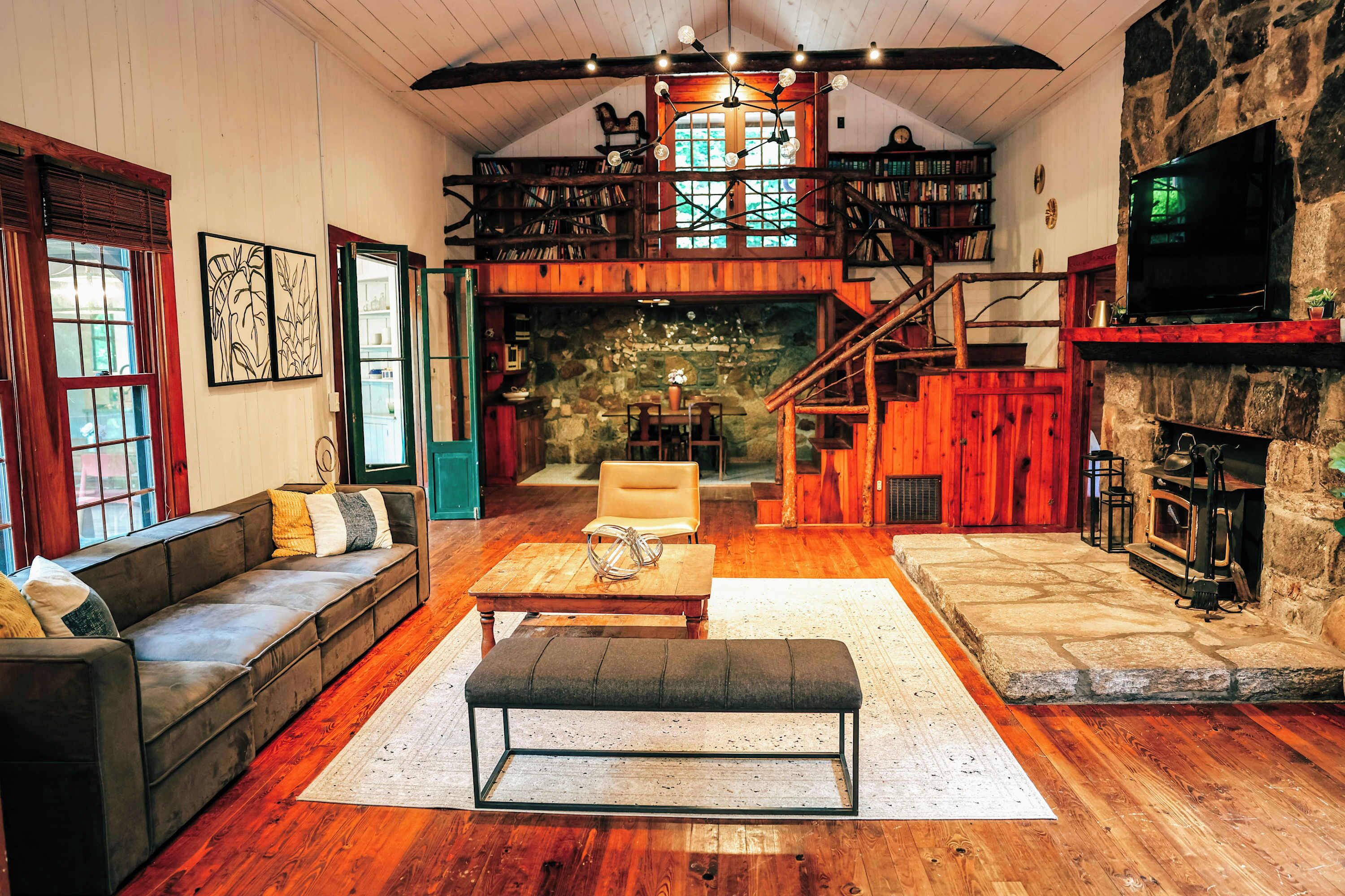 TV, fireplace, offices