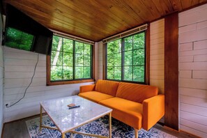 Uklassifisert bilde, 4 av 18, knapp