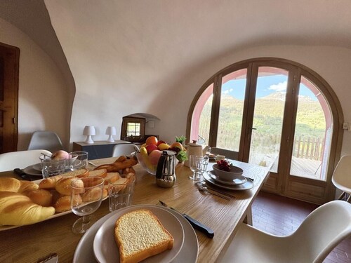 Terrace, balcony, fireplace or stove, tv, ski locker, 200m², Vars