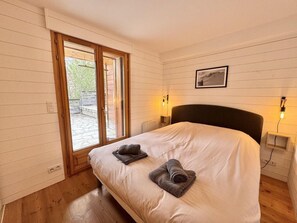 4 bedrooms, WiFi - Chalet, 200m from resort center, view mountain, terrace, balcony, fireplace or stove, tv, ski locker (Vars)