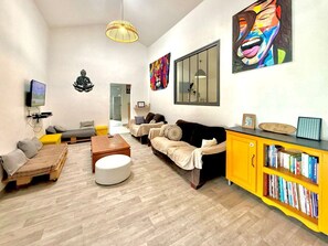 TV - Case Hermione – Mountain View in Hell-Bourg (Hell Bourg)