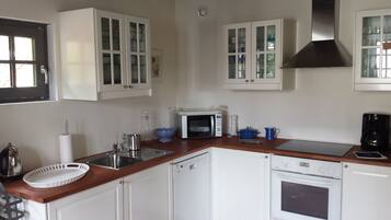 Micro-ondes, lave-vaisselle