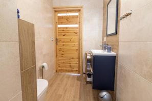House | Bathroom