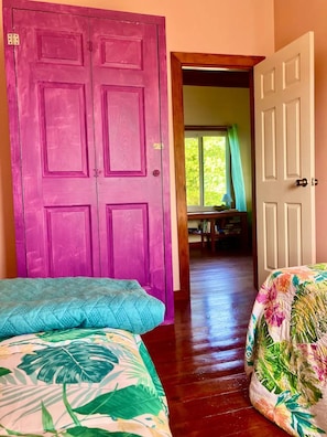 2 bedrooms, Internet, bed sheets