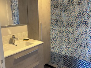 Shower - Appartement des iles (Quiberon)
