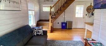 Ocean View dog friendly Cottage 4-min to Kennebunkport